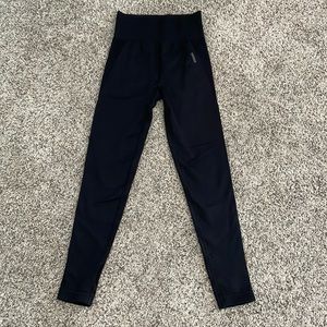 Gymshark women’s Size small black leggings